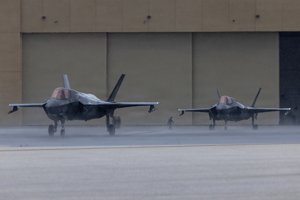 U.S. Marines continue flight operations during Valiant Shield 2026