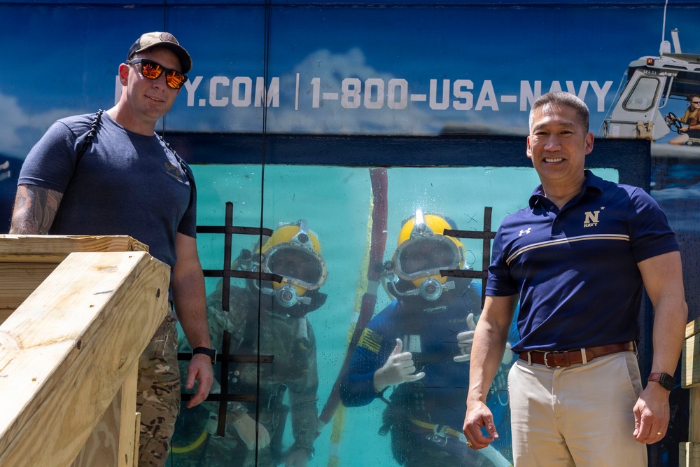 U.S. Navy Dive Tank Times Square Demonstration