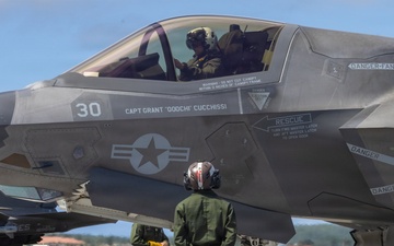 U.S. Marines conclude flight operations during Valiant Shield 2026