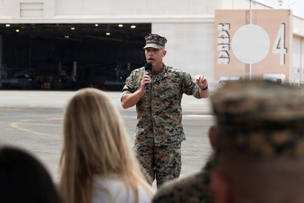 Headquarters Battalion Change of Command Ceremony at MCBH