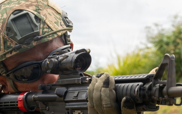 Malaysian Soldier Conducts Live-Fire Range at Marine Corps Base Hawaii