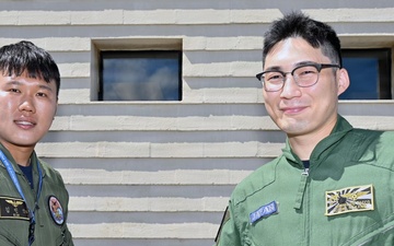 Japanese and Republic of Korea Aviators Build Professional Ties During RIMPAC 2026