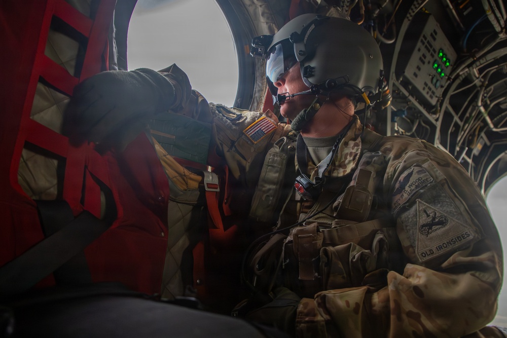 62nd Engineer Battalion conducts a Sling load Operation to assist U.S. Border Patrol