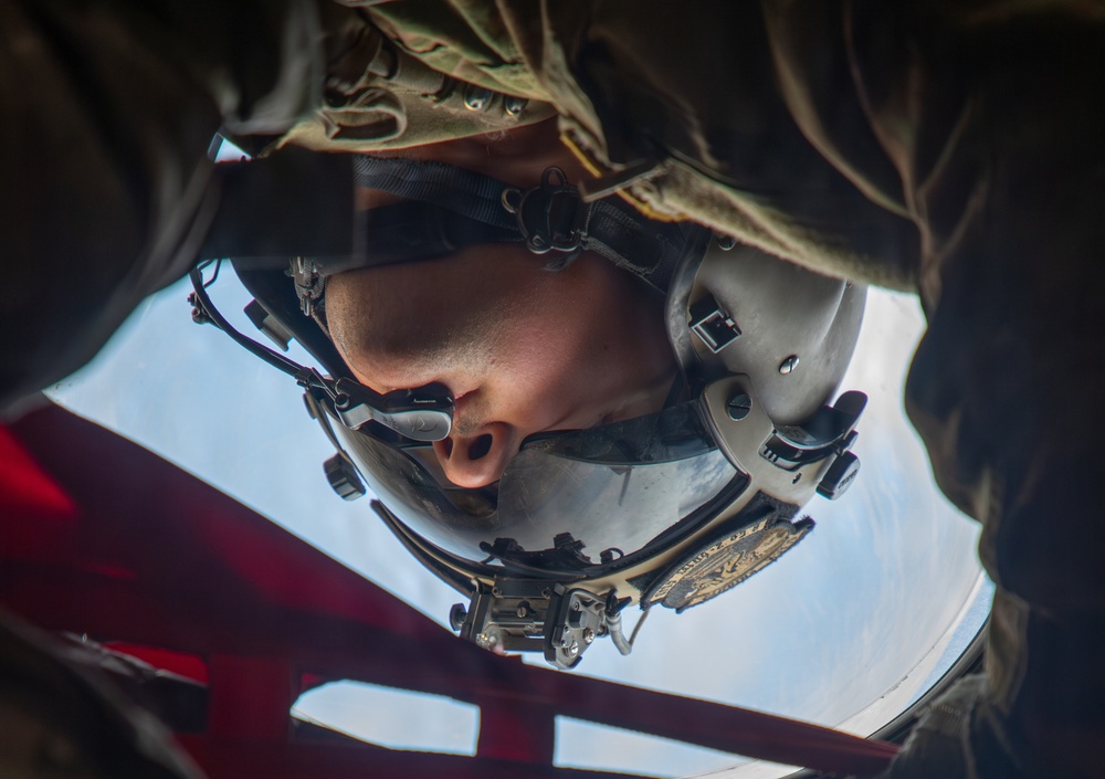 62nd Engineer Battalion conducts a Slingload Operation to assist U.S. Border Patrol