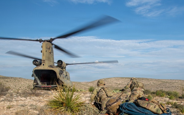 62nd Engineer Battalion conducts a Sling load Operation to assist U.S. Border Patrol