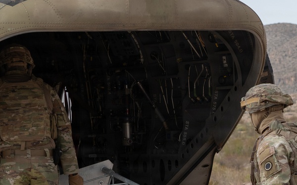 JTF-SB soldiers conduct Sling load Operation to assist U.S. Border Patrol