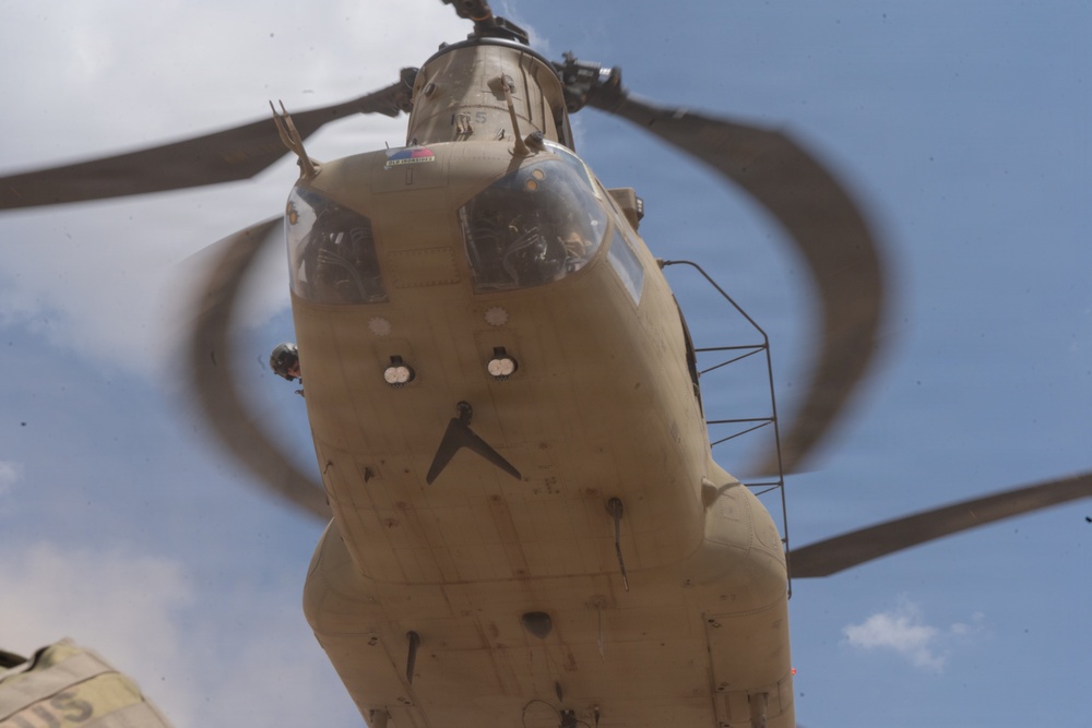 JTF-SB soldiers conduct sling load operation to assist U.S. Border Patrol