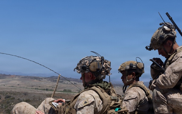 13th Marine Expeditionary Unit Conducts Supporting Arms and Coordination Exercise
