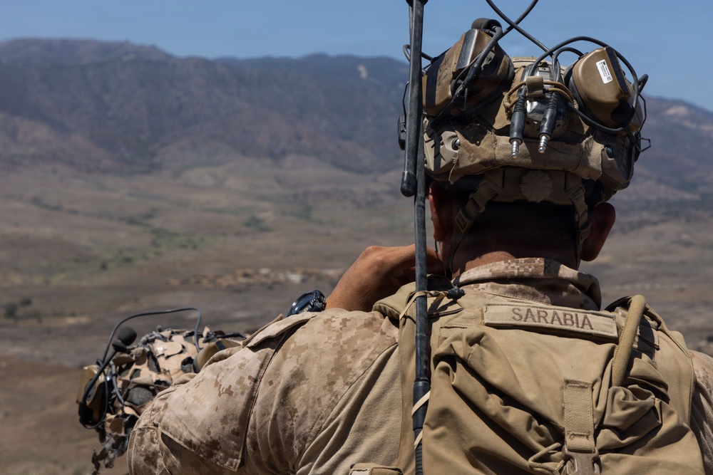 13th Marine Expeditionary Unit Conducts Supporting Arms and Coordination Exercise