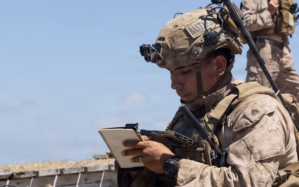 13th Marine Expeditionary Unit Conducts Supporting Arms and Coordination Exercise