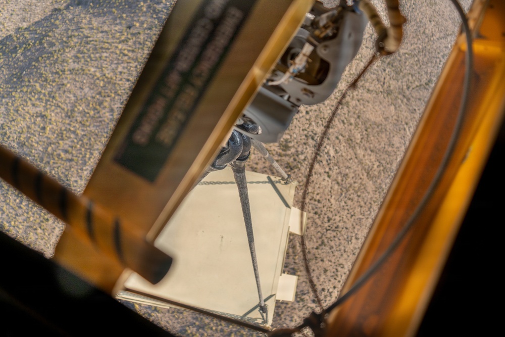 JTF-SB soldiers conduct sling load operation to assist U.S. Border Patrol