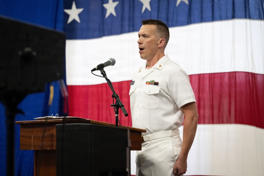 Navy Band Country Current helps nation celebrate 250th aboard USS Kearsarge