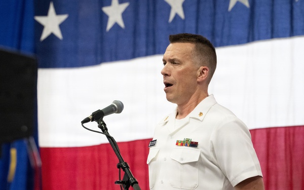 Navy Band Country Current helps nation celebrate 250th aboard USS Kearsarge