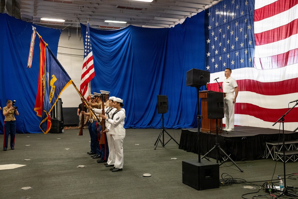 Navy Band Country Current helps nation celebrate 250th aboard USS Kearsarge