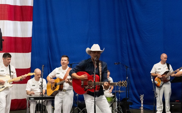 Navy Band Country Current helps nation celebrate 250th aboard USS Kearsarge