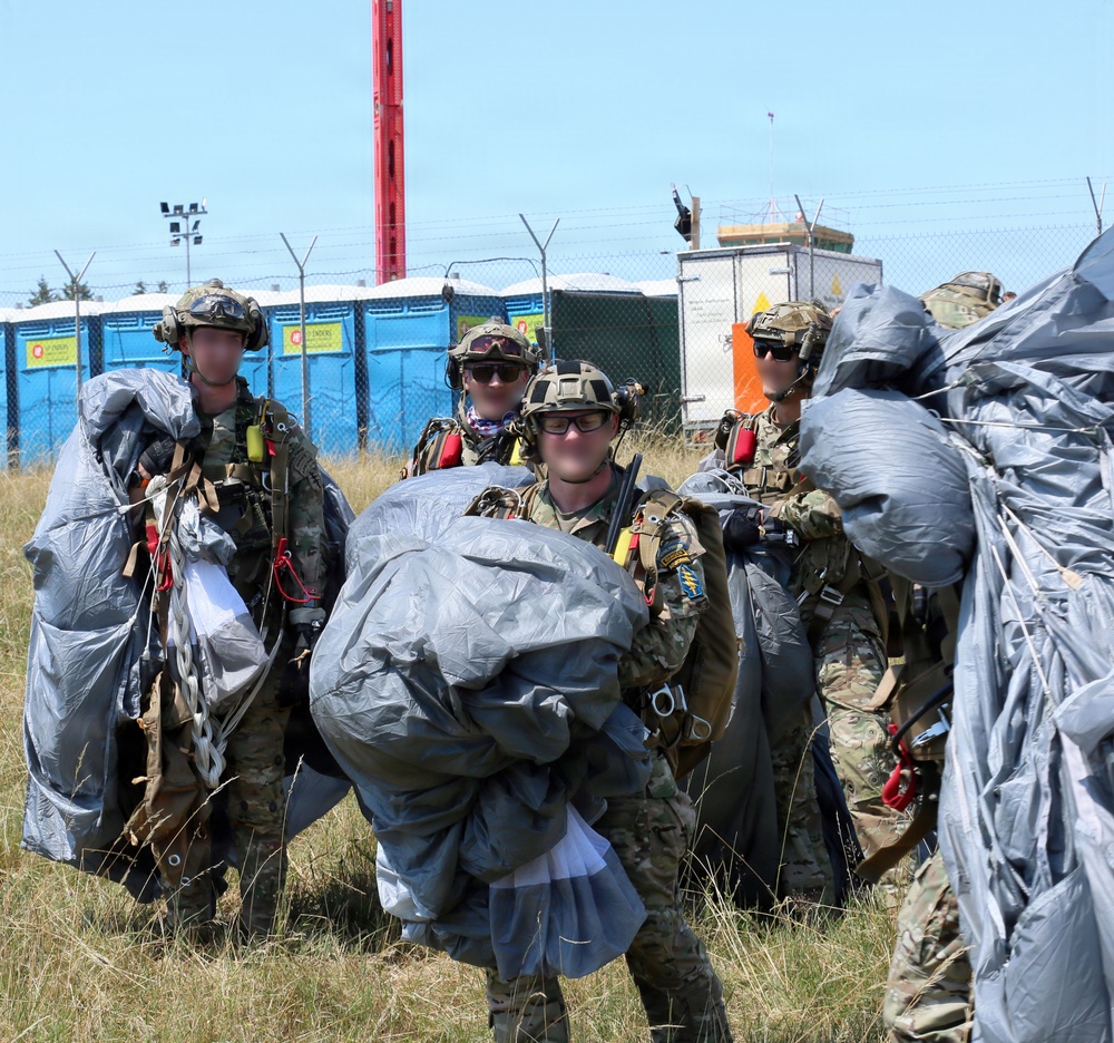 4th of July Special Forces Airborne Jump