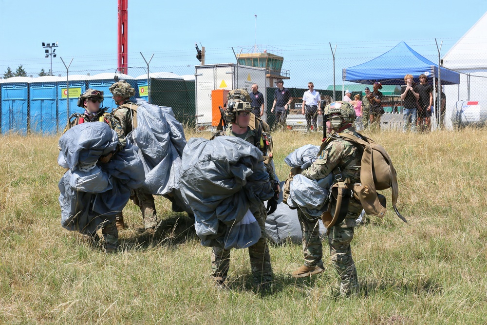 4th of July Special Forces Airborne Jump