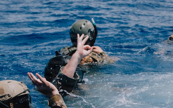 U.S. Navy, U.S. Marine Corps, and Royal New Zealand Navy EOD technicians conduct mine countermeasures training during RIMPAC 26