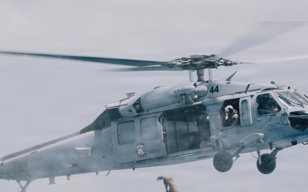 U.S. Navy, U.S. Marine Corps, and Royal New Zealand Navy EOD technicians conduct mine countermeasures training during RIMPAC 26