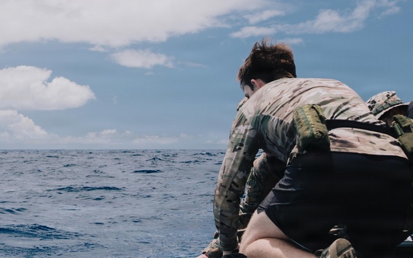 U.S. Navy, U.S. Marine Corps, and Royal New Zealand Navy EOD technicians conduct mine countermeasures training during RIMPAC 26