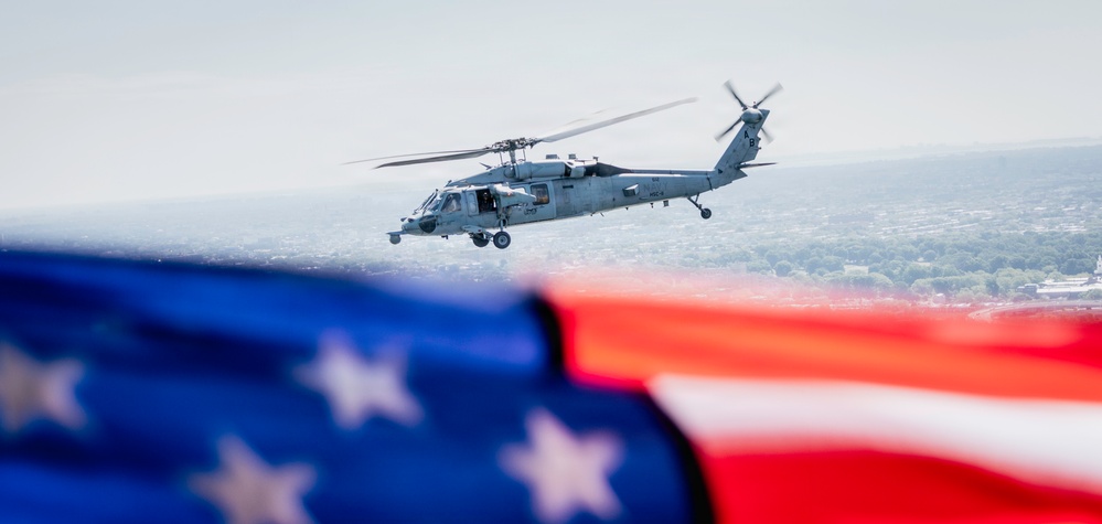 HSC-11 Participates in the INR 250 Flyover