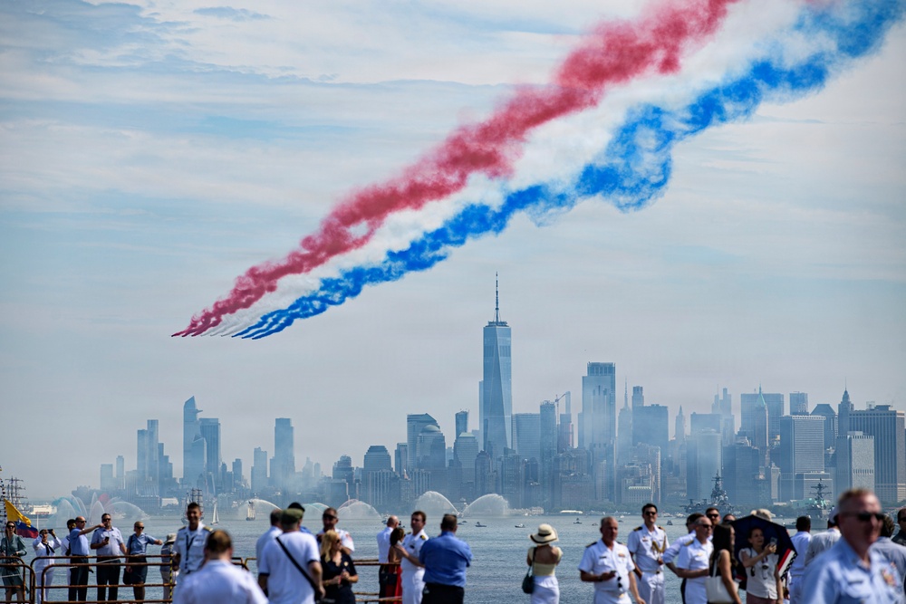USS Nimitz Participates in International Naval Review 250 on the Fourth of July