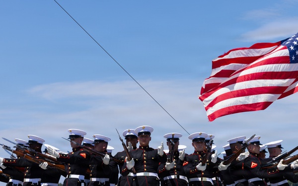 Silent Drill Platoon performs aboard the USS Arlington (LPD 24)
