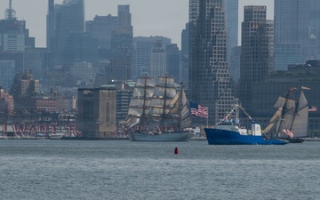 U.S. Coast Guard supports Sail 250 Parade of Sail in New York