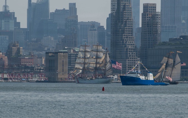 U.S. Coast Guard supports Sail 250 Parade of Sail in New York