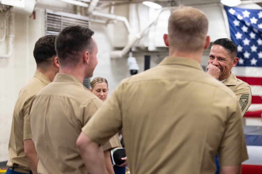 CMC and CNO visit USS Arlington (LPD 24)