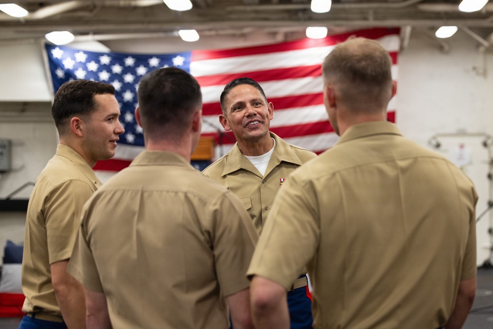 CMC and CNO visit USS Arlington (LPD 24)