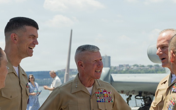 CMC and CNO visit USS Arlington (LPD 24)