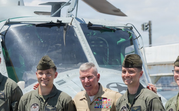 CMC and CNO visit USS Arlington (LPD 24)
