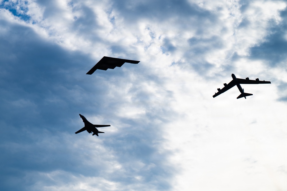 B-2 Spirit performs Freedom 250 flyover in Washington