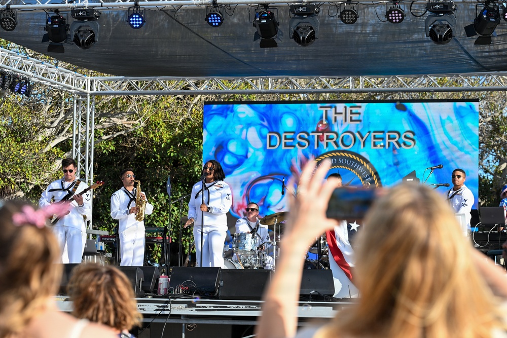 Navy Band Southwest The Destroyers at Freedom Fest