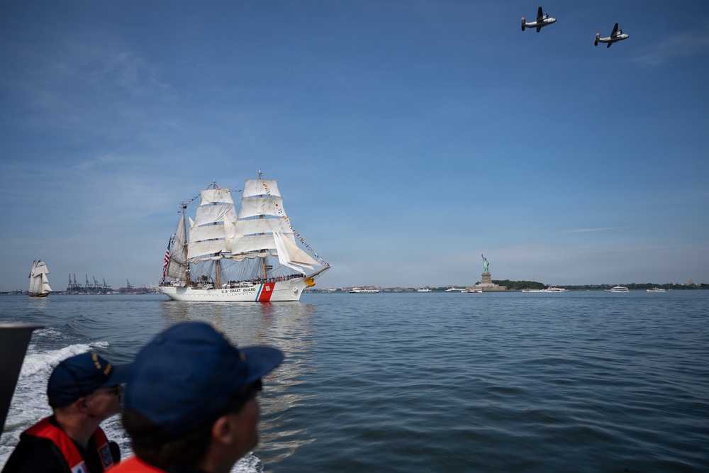 U.S. Coast Guard Sail 250 New York