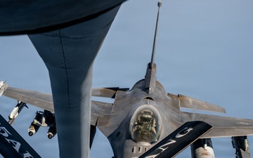 KC-135 refuels F16s for regional security
