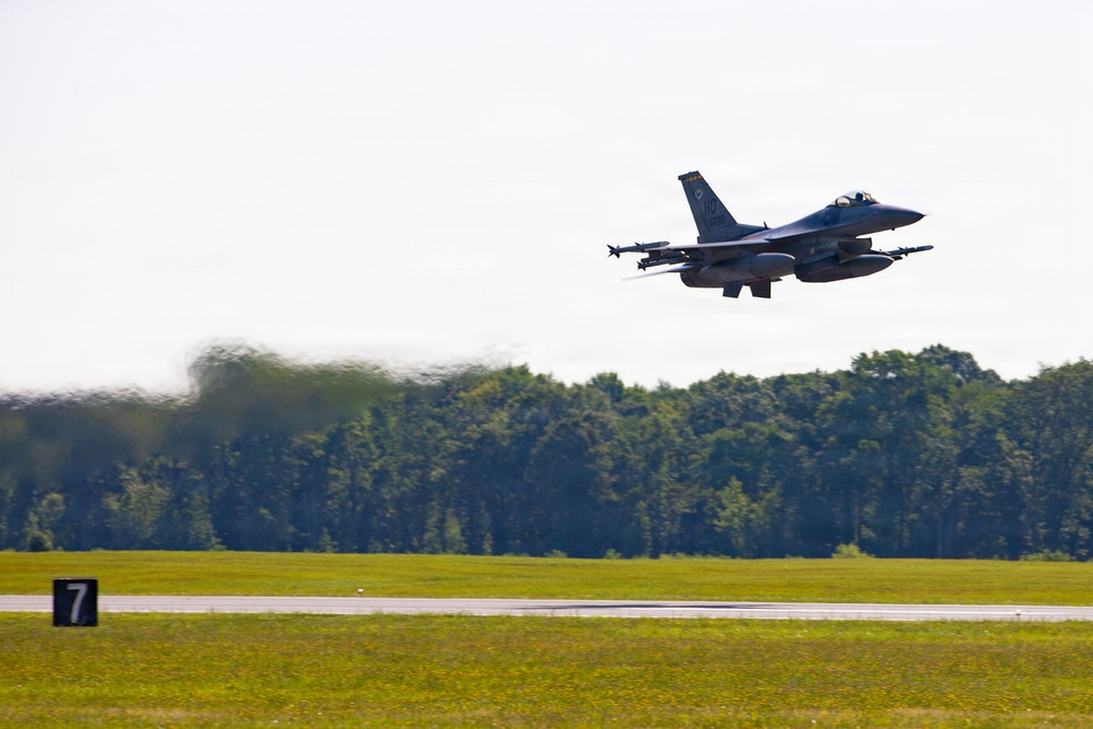 F-16 Fighting Falcon rotates for takeoff
