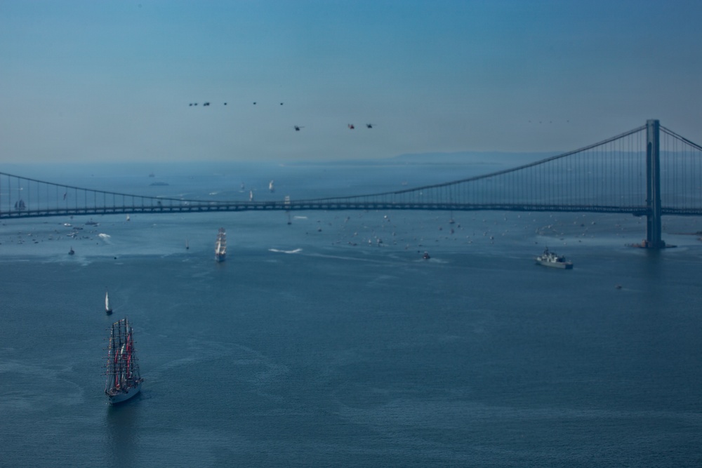 INR250 NYC Fly Over