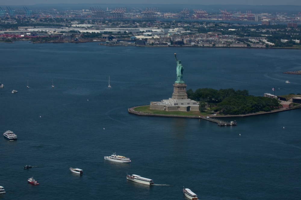 INR250 NYC Fly Over