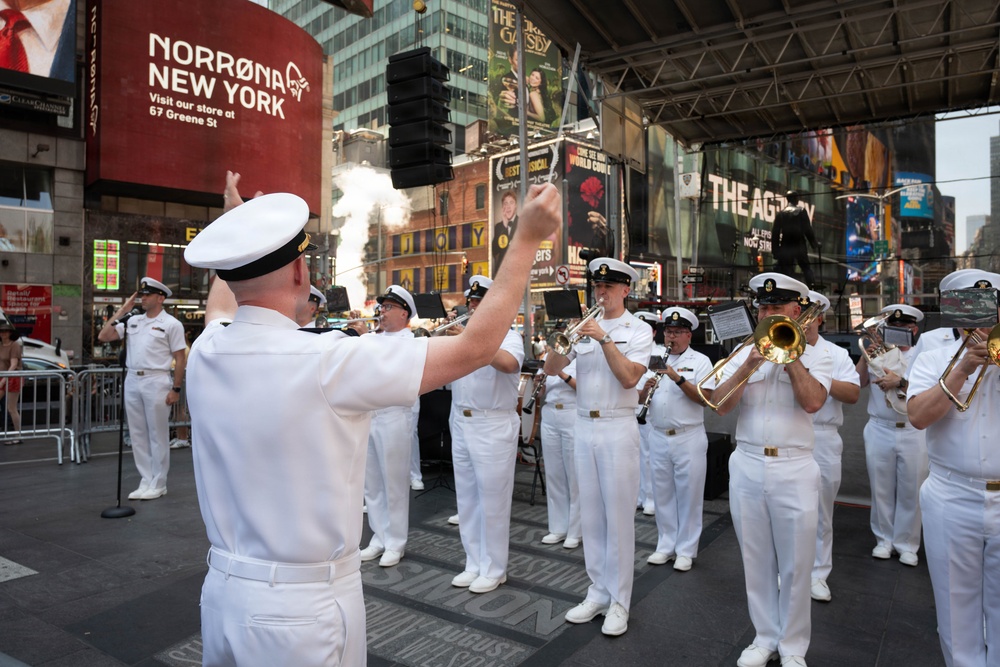 U.S. Pacific Fleet Band Performs at Pacific Basin U.S. Navy Band performs at Duffy Square Park Festival