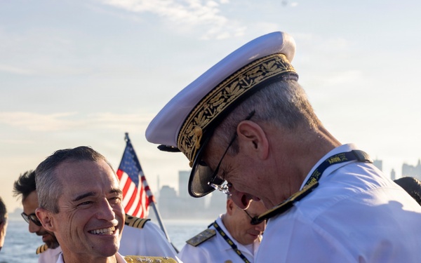 INR 250 Servicemembers Transit the New York Harbor