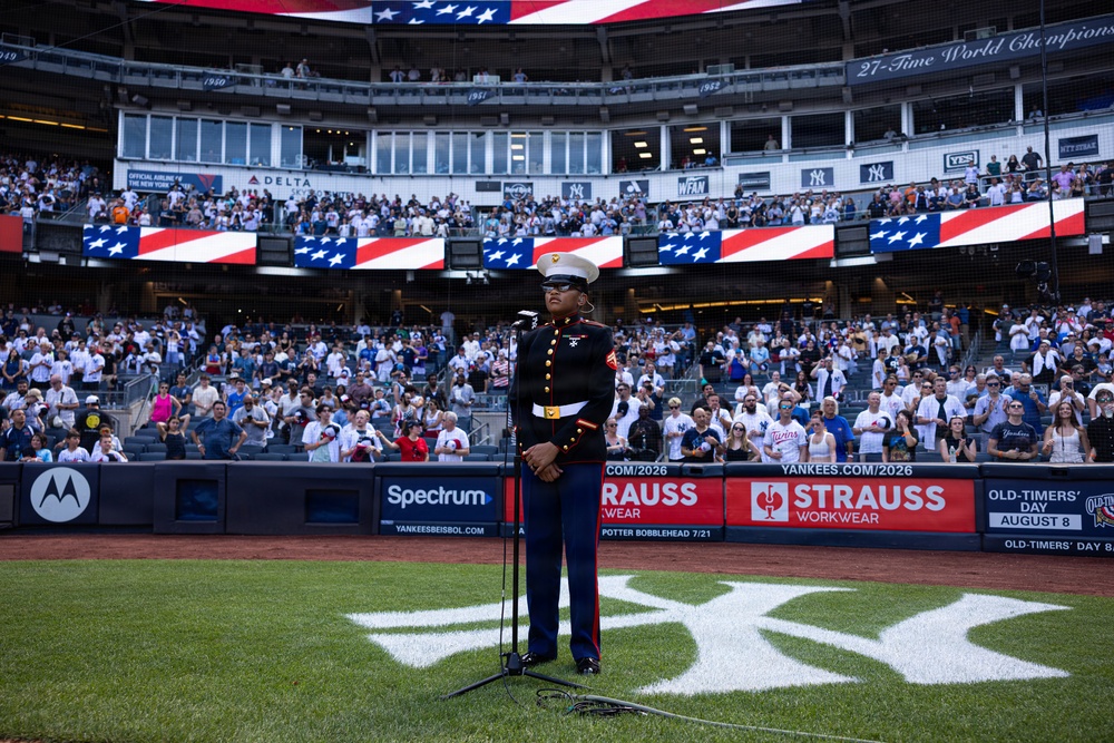 U.S. Marine Sings at a New York Yankees Game for INR 250