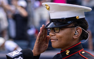 U.S. Marine Sings at a New York Yankees Game for INR 250