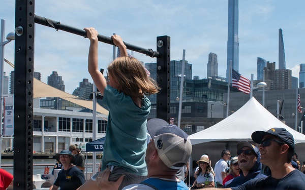 U.S. Coast Guard divers highlight Sail 250 events at Pier 86