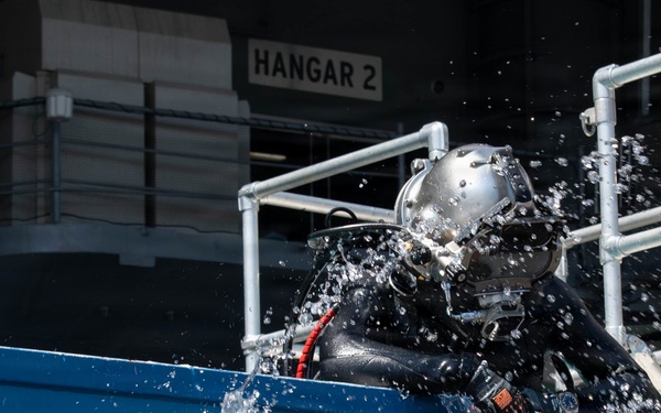 U.S. Coast Guard divers highlight Sail 250 events at the Pier 86
