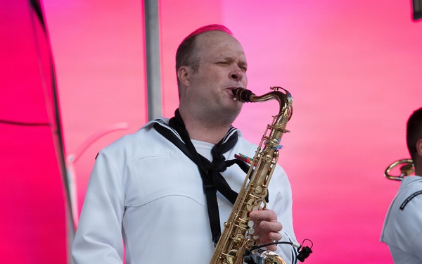 Navy Band Northeast performs at Duffy Square