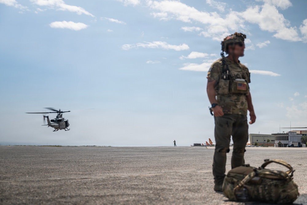 Humanitarian Operations continue at Simon Bolivar International Airport