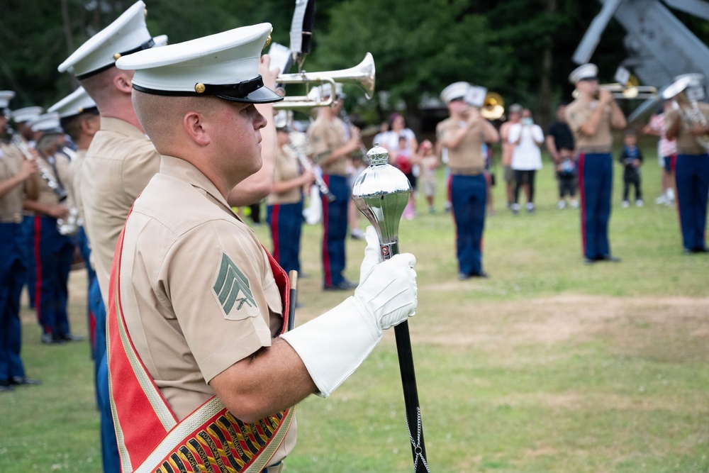 2nd Marine Division Band performs at Eisenhower Park