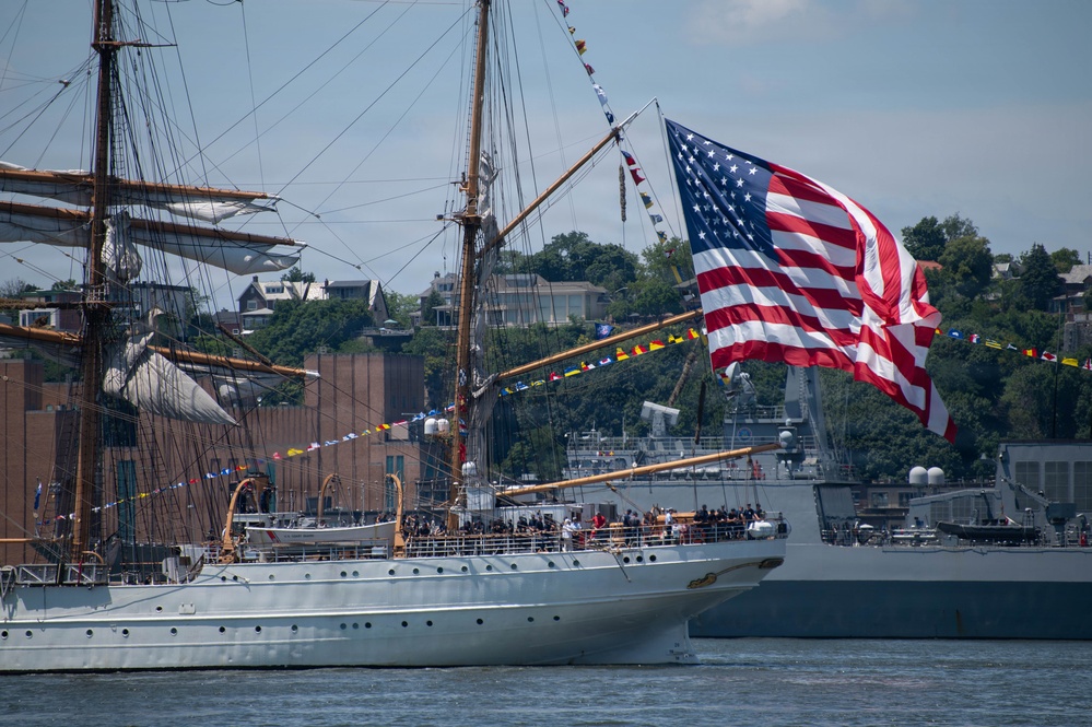 U.S. Coast Guard supports Sail 250 Parade of Sail in New York